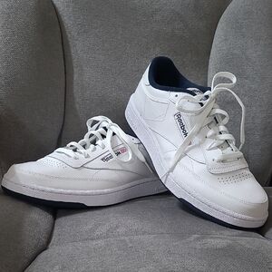 Reebok Men's White and Navy Sneakers